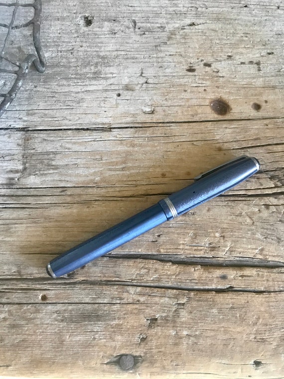 Esterbrook Pen / Fountain Pen / Lever Filling / Firm Extra Fine / 1550 Nib / Blue Pattern /