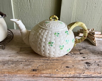 Belleek Pottery /china / Lotus Pattern / Yellow / Creamer / Open