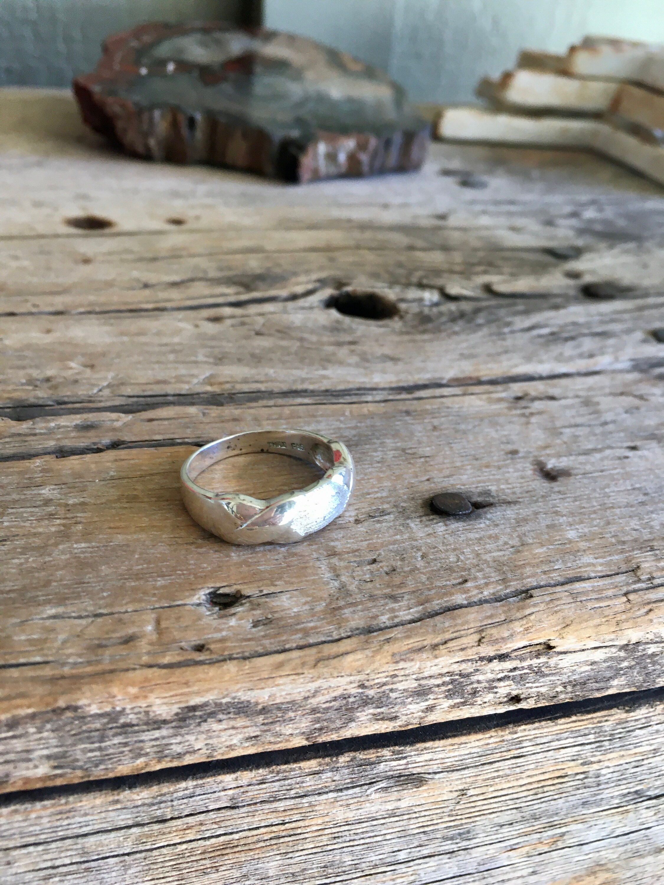 Two Ring – LON