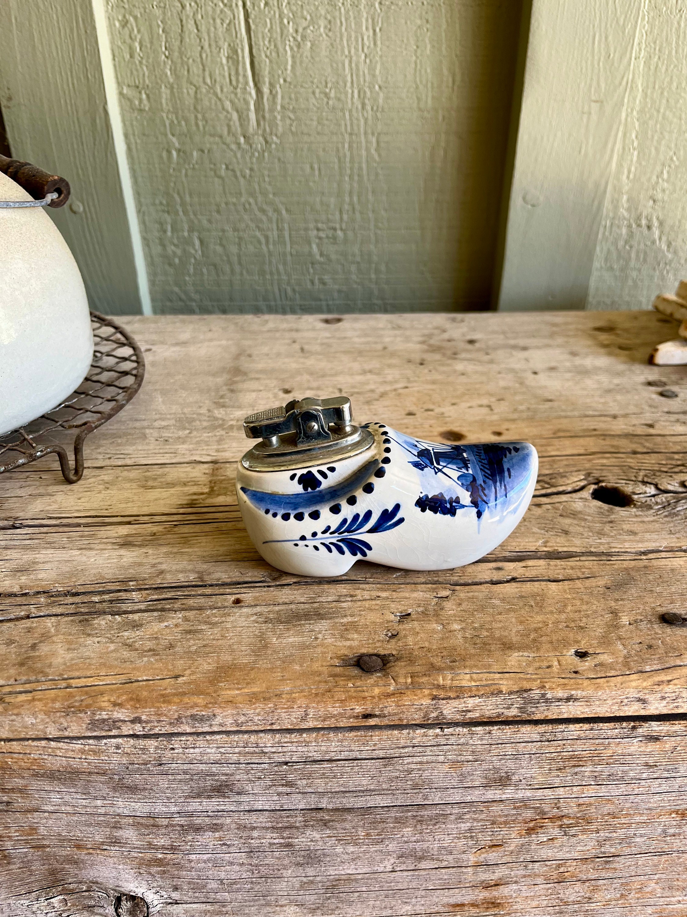 Porcelain Shoe / Delft Clog / Blue and White / Table Lighter