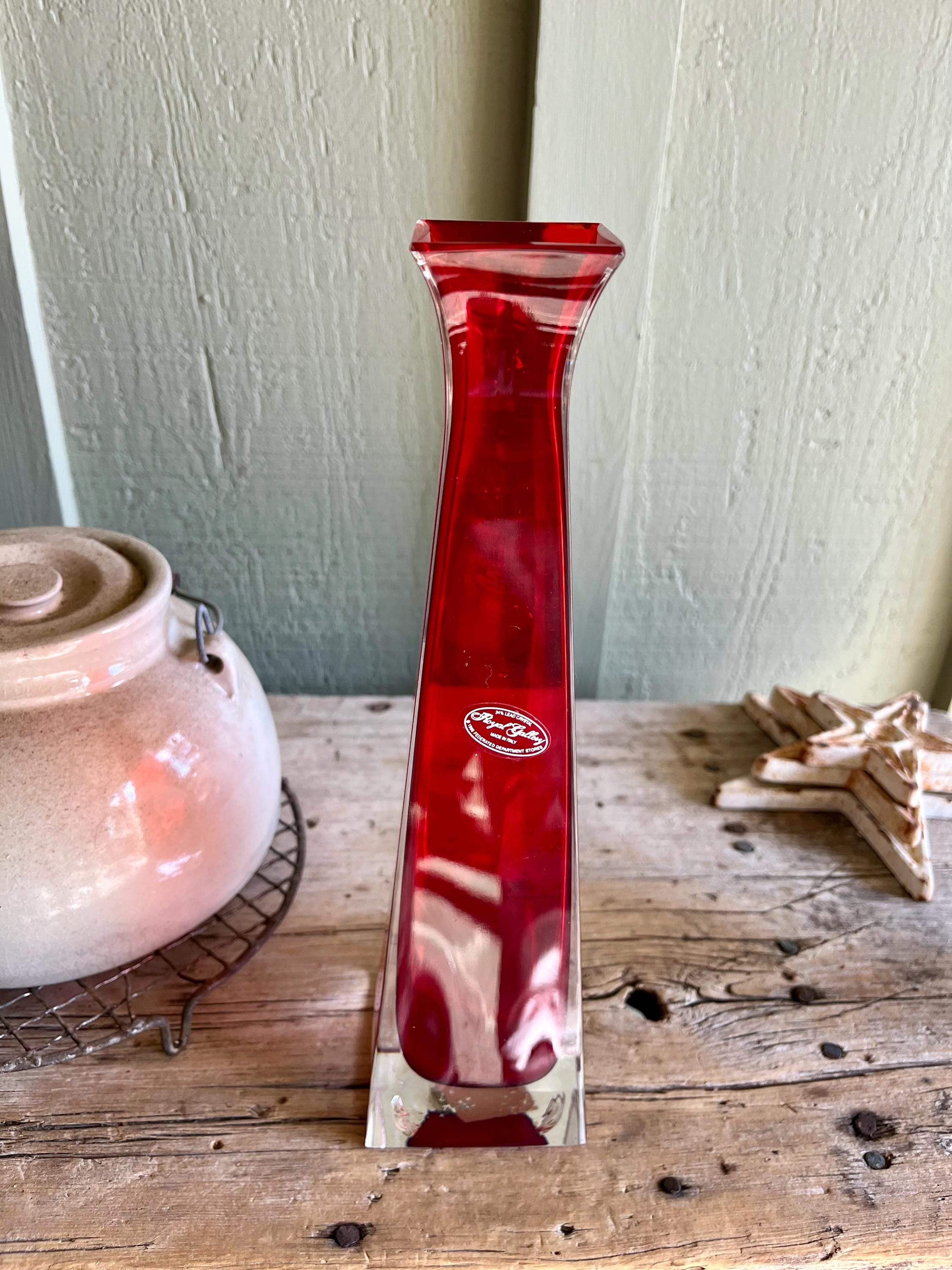 Royal Gallery / Red Vase / Lead Crystal / Clear Crystal / Square