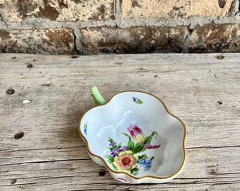 Herend Porcelain / Thousand Flowers / Green Handle / Hand Painted
