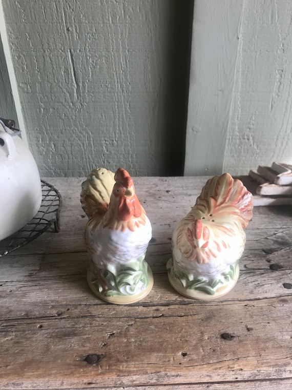 The Cellar / Hand Painted / Salt & Pepper Shakers / Rooster / Hen / Macy's Department Store / Dishwasher Safe / Microwave Safe / Made China