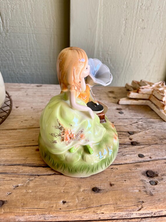 Josef Originals / Musical Figurine / Sound Girl / Sitting by