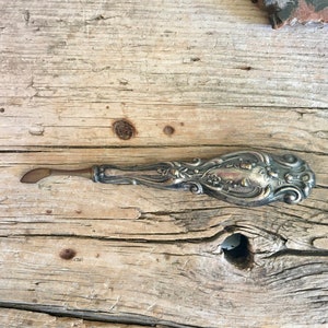 Sterling Silver Nail Tool / Cuticle Pusher / Cuticle Presser / Vanity Grooming / Boudoir / Art Nouveau / Bath Vanity / Patina / Floral