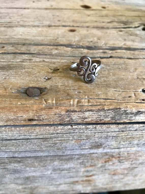 Sterling Silver / Ring / Scrolls / Adjustable / O… - image 1