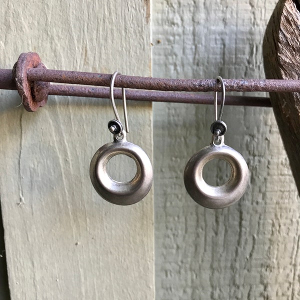 Sterling Silver / Hoop Earrings / Taxco Mexico / Puffy Circles / Open Circle / Dangle Earrings / Aged Patina