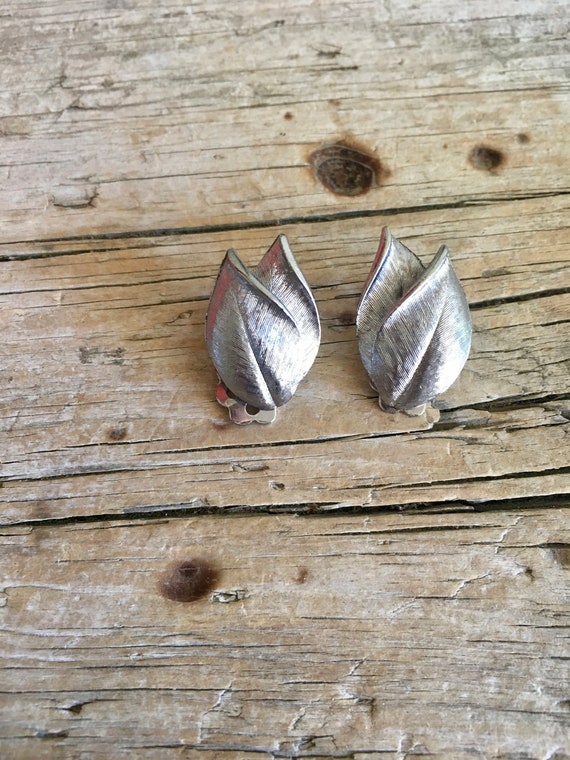 Weiss Earrings / Silver Tone / Layered Leaves / Br