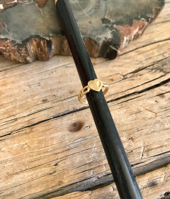 14k Gold / Baby Ring / Yellow Gold / Heart / Diamond … Gem