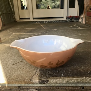 Pyrex Bowl / Early American Heritage / 4 Quart / Ovenware / Cendrillon / Nesting Bowl / #444 / Brun et Or /