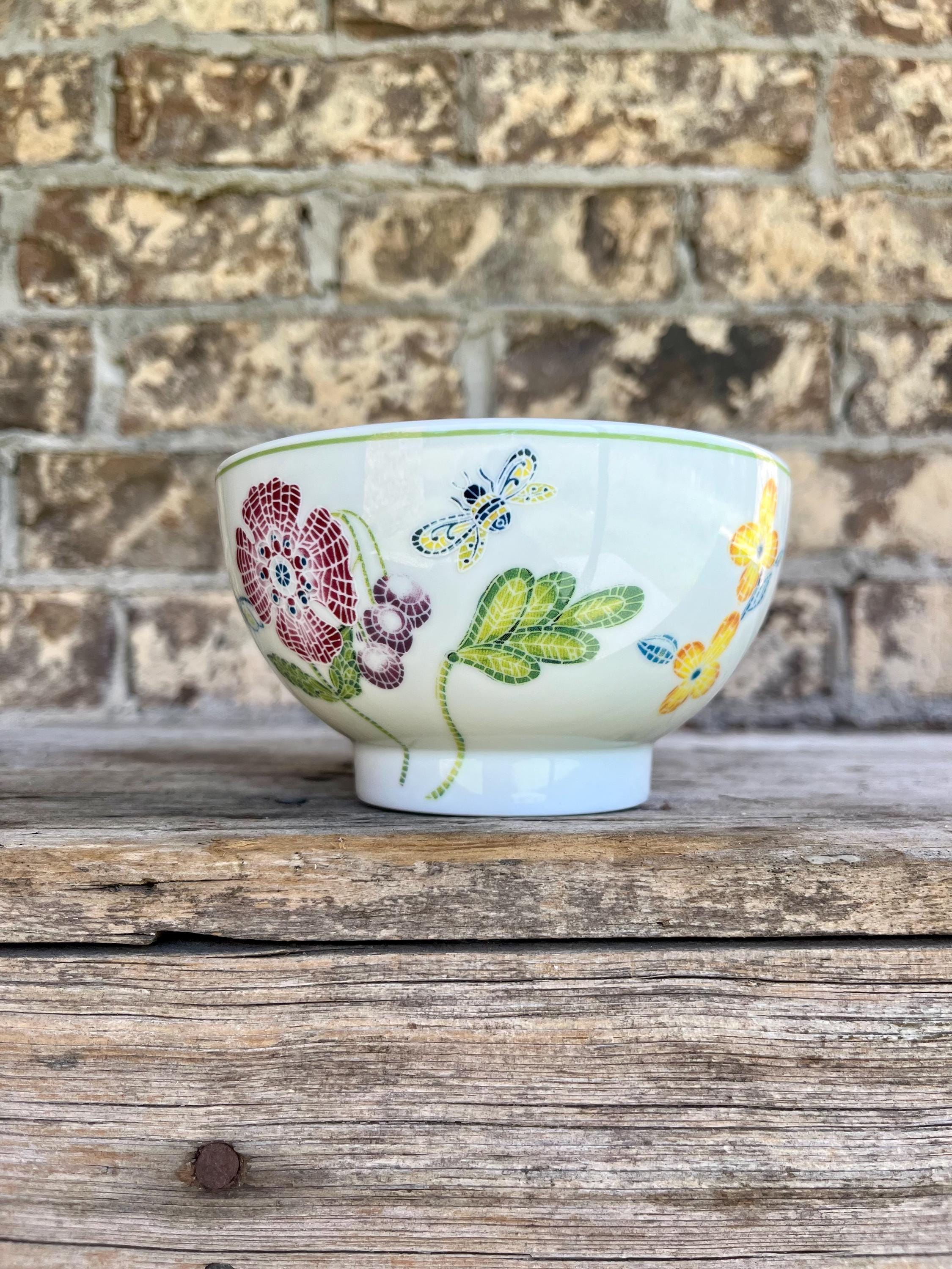 未使用 ANTHROPOLOGIE アンソロポロジー 花ボウル 小 2個 完売品 Anthropologie Colorful Flower Bowl: Bumble Bee Accent, Green Trim