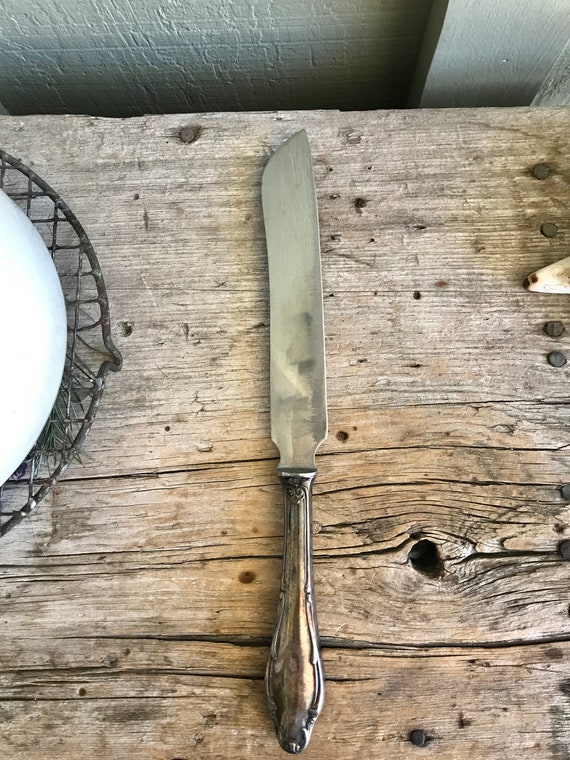 Silver Plate AWS Wellner Large Knife Scroll Edge 10.50