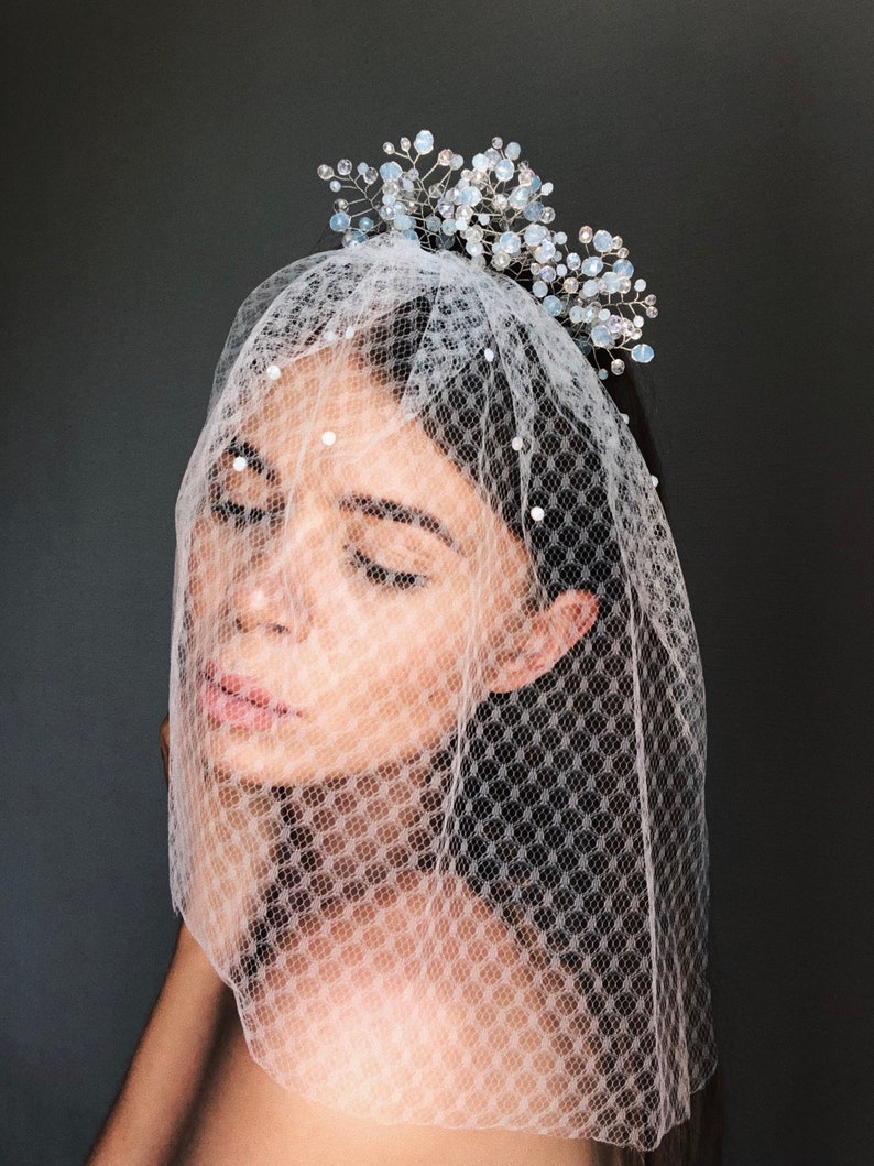 bridal hair vine, bridal short veil, bridal hair comb, white veil, short veil, bridal white veil, bridal crystal headpiece image 1