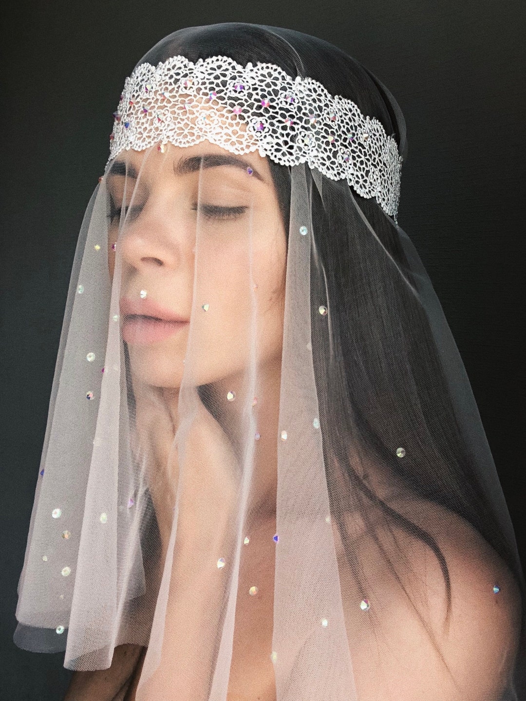 Short Bridal Veil, Ivory Veil, Veil With Rhinestones, Lace Veil, Lace