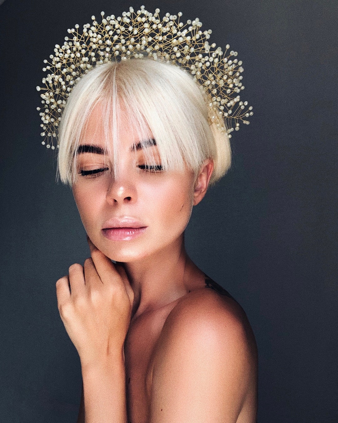 White Tiara, Gold Crown, Ivory Headpiece, White Headpieces, Gold