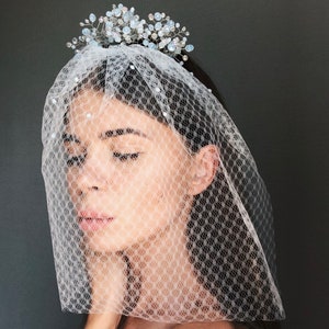 bridal hair vine, bridal short veil, bridal hair comb, white veil, short veil, bridal white veil, bridal crystal headpiece image 2