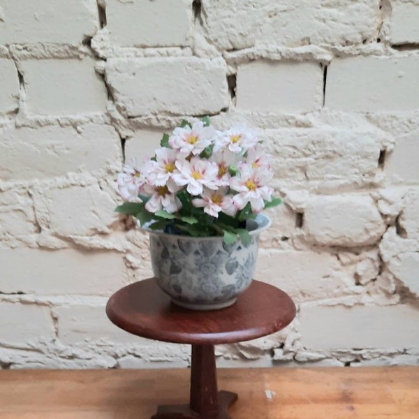 Antique apprentice piece table.