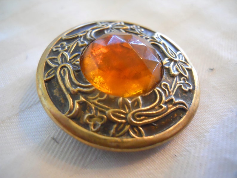 Gay 90s button~Antique Orange Color~ glass set in Brass 1 12 inch
