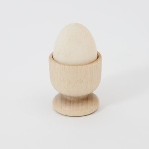 Montessori egg and cup -  France