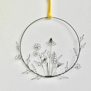 Wreath, Snowdrop, daisy, spring flowers, buttercups, wire flowers, grape hyacinths, wire hoop, gift, snowdrop, Mother’s Day, present, Easter