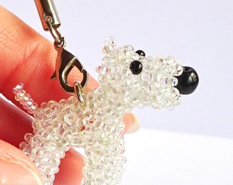Colgante de perro Schnauzer hecho a mano con cuentas, joyería única para amantes de los perros, llavero 3D para colgar en el coche, colgante para bolso, tamaño 1 pulgada