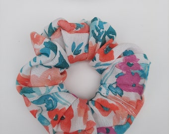 Scrunchie, flower scrunchie, colorful scrunchie, flower scrunchie, orange scrunchie, melon scrunchie, pink scrunchie