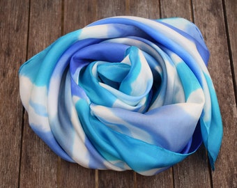 Foulard carré en soie, tons blanc, turquoise, bleu, 90 x 90 cm