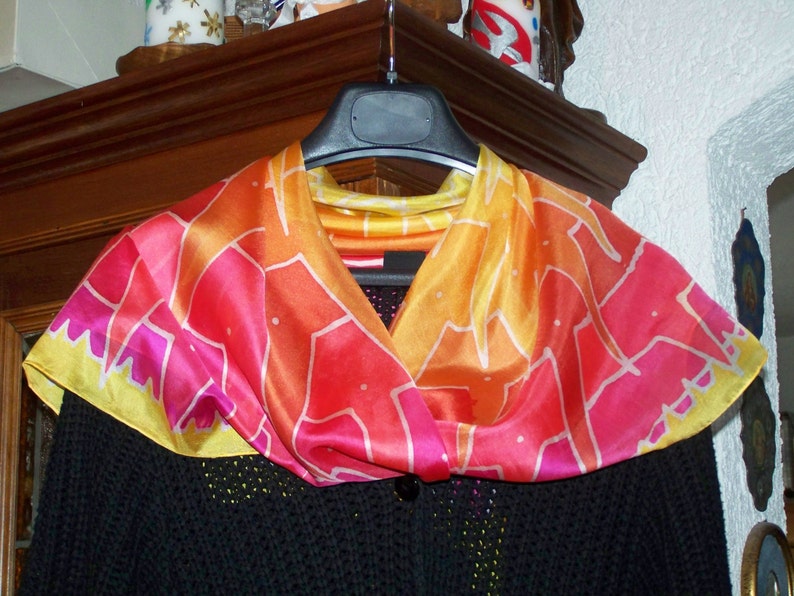 Foulard en soie, jaune, orange, rose, violet, Inner Light, peinture sur soie pour elle, unique en environ 90 x 90 cm image 10