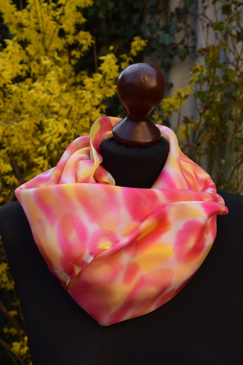 square silkscarf, white, yellow, pink for her image 4