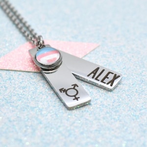 Collar con colgante personalizado del orgullo transgénero: Joyería LGBT