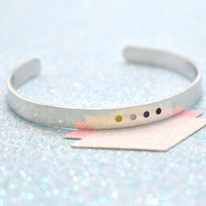 Minimalist Non Binary Pride Bracelet: Hypoallergenic Cuff