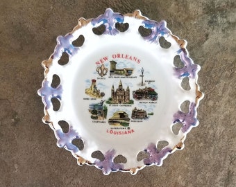 New Orleans Souvenir Plate Points of Interest White Glass Openwork Gilded Fleur de Lis