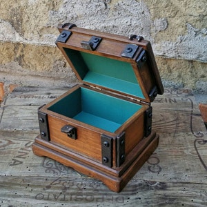 wood jewelry box , wood box for watch , reclaimed wood keepsake box.