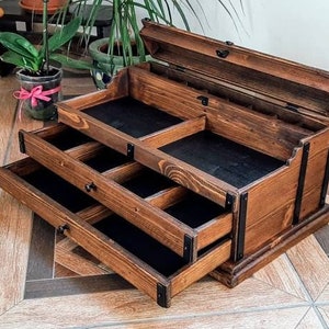 Caja para guardar y conservar gafas. Estilo rústico vintage, dos cajones para guardar billetera, reloj, teléfono, llaves.