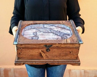 box with picture , box with image , box with photo , large keepsake box , reclaimed wood jewelry box  , personalized wood box