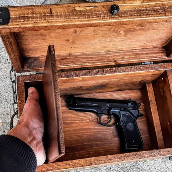 Hidden gun storage box , valet box for man , reclaimed wood box with secret compartment false bottom , 100% handmade in Italy