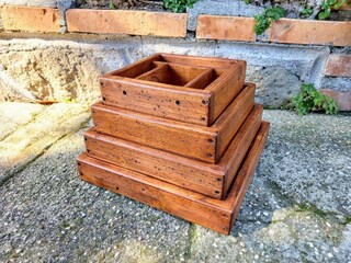 Vassoio Portagomitoli In Legno Di Palissandro 4 Vie Per Maglia E Uncinetto: Regalo Artigianale Per Knitting