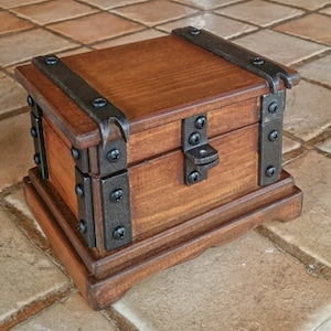 wood jewelry box , rustic wood watch box reclaimed wood handmade in Italy
