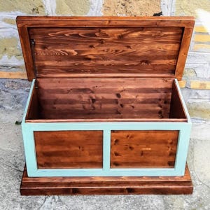 Large wood trunk , wooden chest , fine toy box , handmade  rustic chest , blanket chest , reclaimed wood furniture