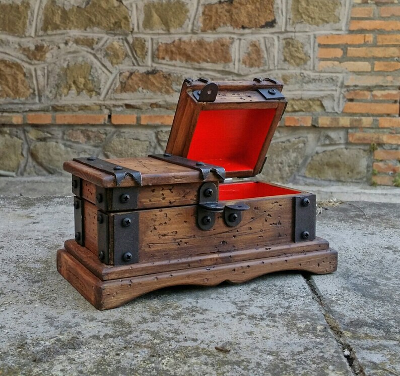 ящики вернут. Solid chest. паула бравл. ящики вернут. сундук из дерева.