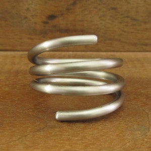 Spiral wire wrapped stainless steel adjustable 18 gauge full finger ring