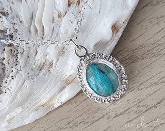 Rustic Sterling Silver Peruvian Opal Necklace | Rose Cut Stone