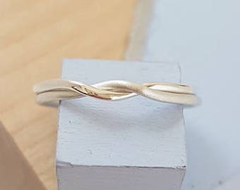 Anillo de rompecabezas de plata de ley / Acabado mate y pulido, banda retorcida