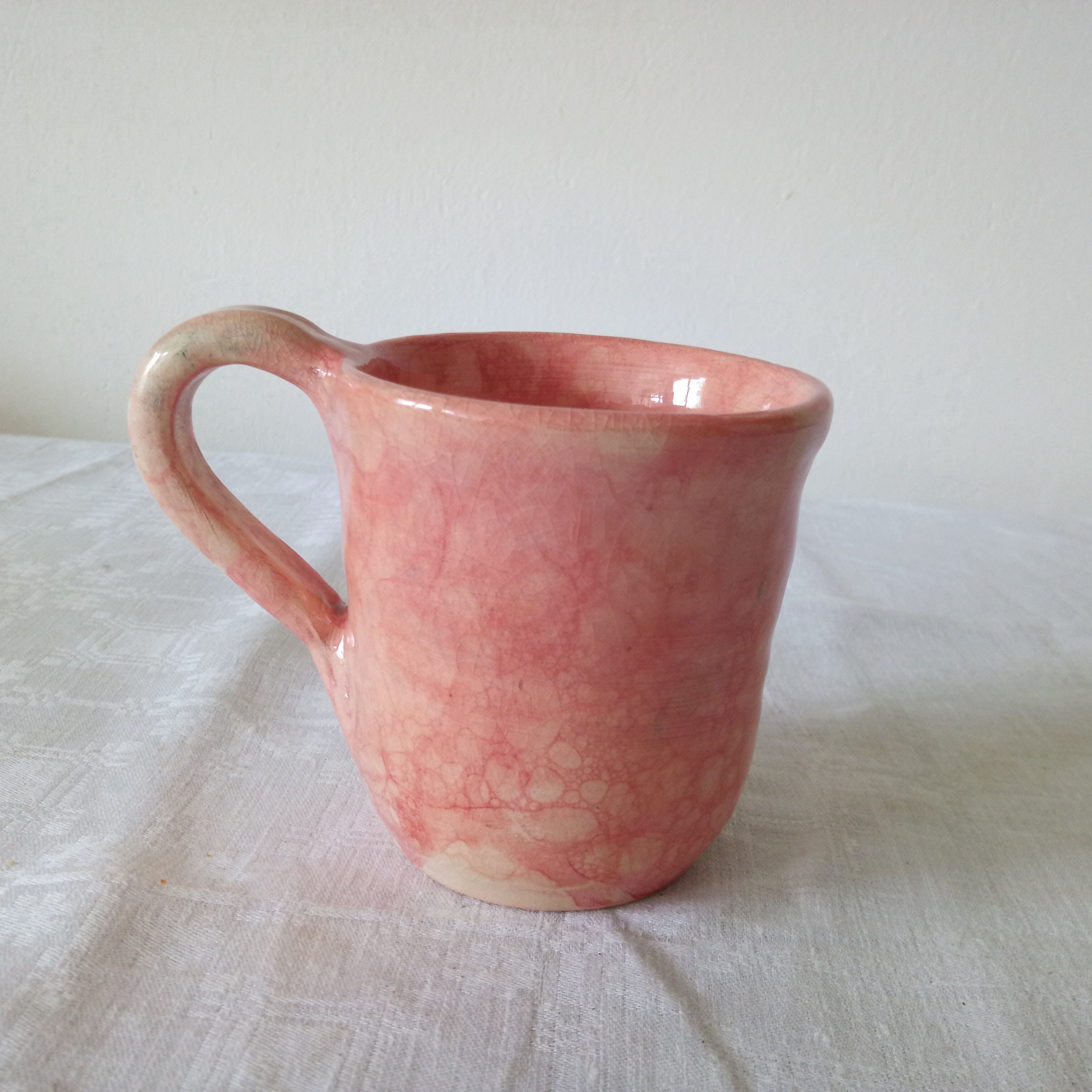 Grande Tasse en Céramique Rouge Motif Bulles - Mug Fait Main