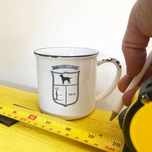 Taza de escudo de armas personalizada