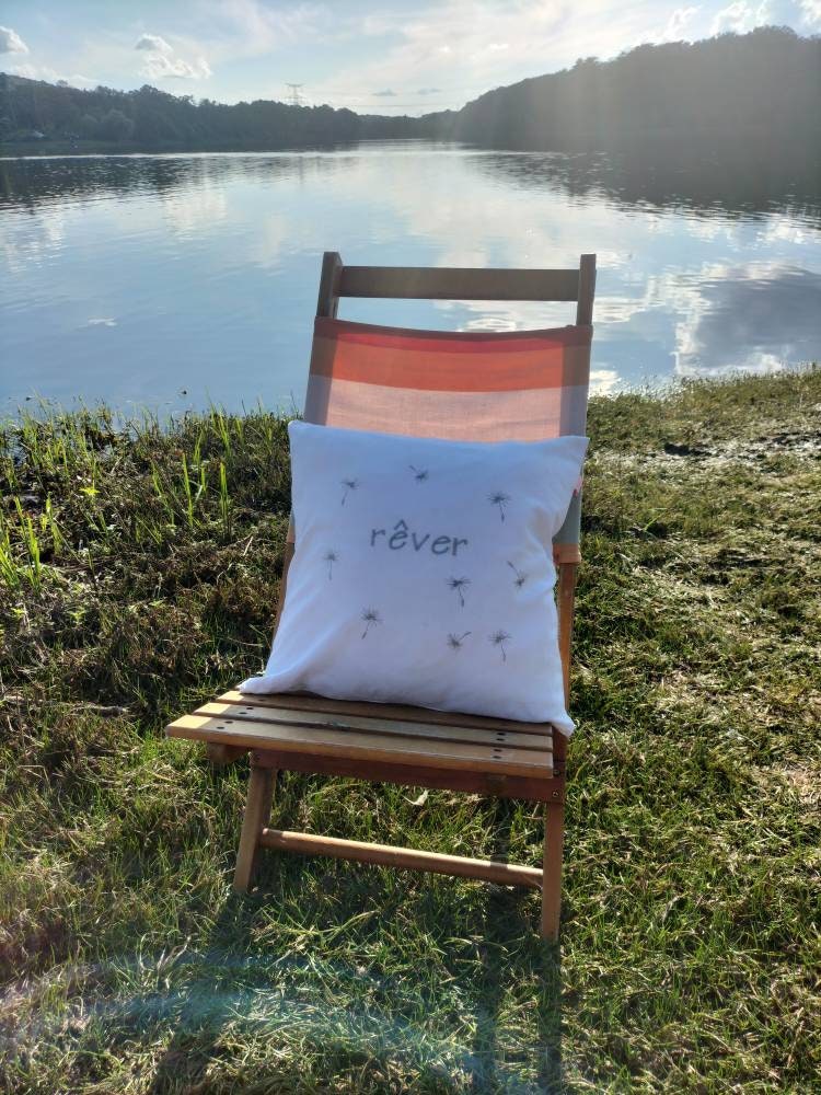 Coussin Brodé Rêver