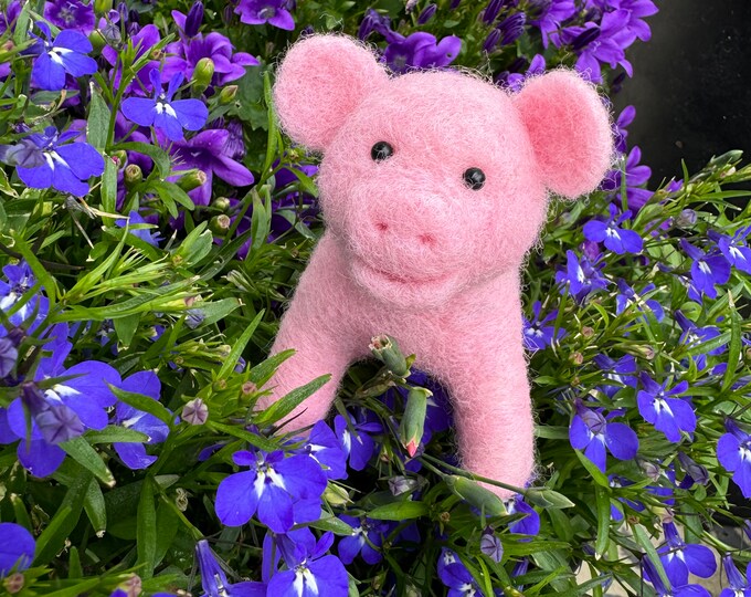 Needle Felted Wool Pig, Pig Sculpture, Hanging Decoration, Farm Animal Gift, Table Top Display, Photography Prop