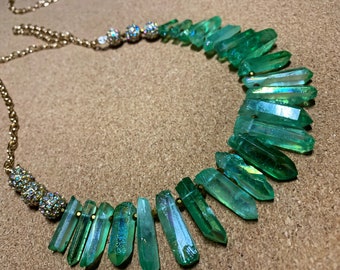 Fairy emerald lights necklace