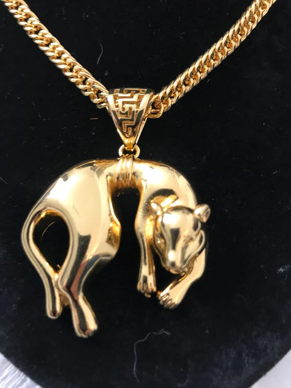 Gold tone tiger necklace look real E5 View 2