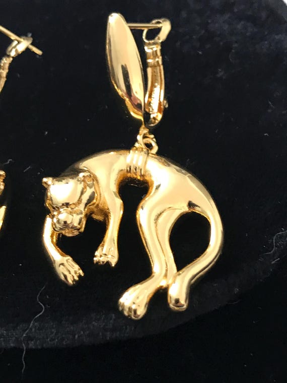 Gold tone tiger necklace look real E5 View 6